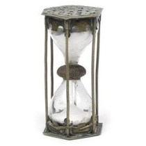 courtesy http://www.polyvore.com/17th_century_nurember_sandor_hourglass/thing?context_id=77343319&context_type=collection&id=79666937