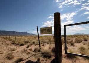 courtesy http://www.slate.com/content/dam/slate/blogs/atlas_obscura/2014/03/18/the_trinity_site_in_new_mexico_where_the_first_nuclear_weapon_was_tested/keepout.jpg.CROP.promo-large2.jpg